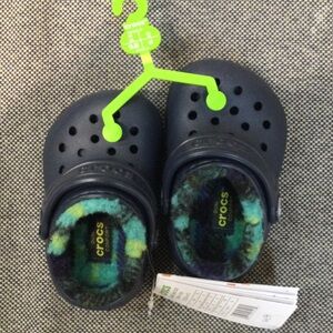 Lined Crocs Little Kids Navy Multi Colored Multiple Sizes